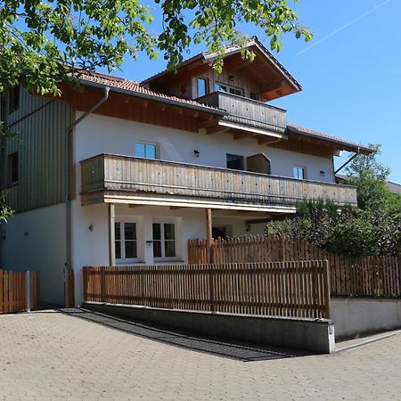 Heidis Ferienwohnung Linden  エクステリア 写真