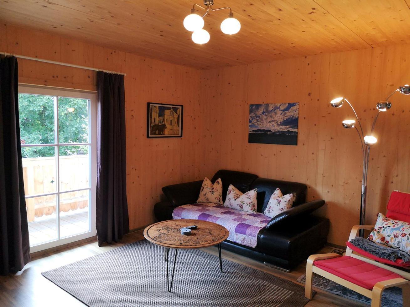 Heidis Ferienwohnung Linden  エクステリア 写真